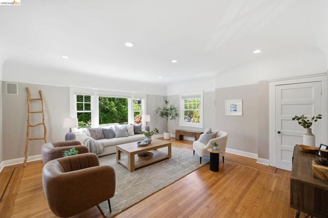 1627 62nd Street, Berkeley, CA 94703