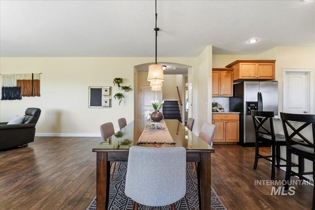 1173 W Hitchcock St, Meridian, ID 83646