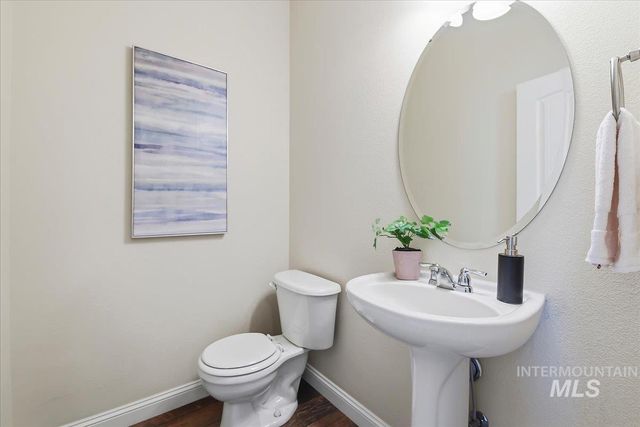 1173 W Hitchcock St, Meridian, ID 83646