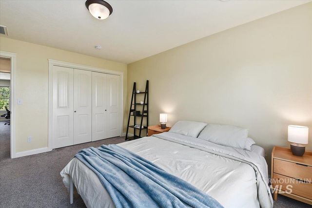 1173 W Hitchcock St, Meridian, ID 83646