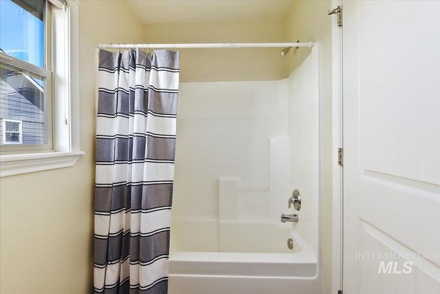 1173 W Hitchcock St, Meridian, ID 83646