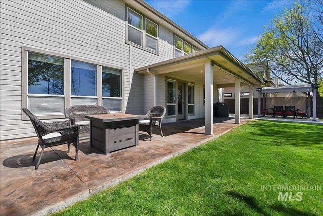1173 W Hitchcock St, Meridian, ID 83646