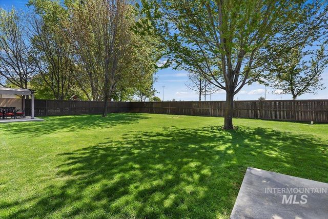 1173 W Hitchcock St, Meridian, ID 83646
