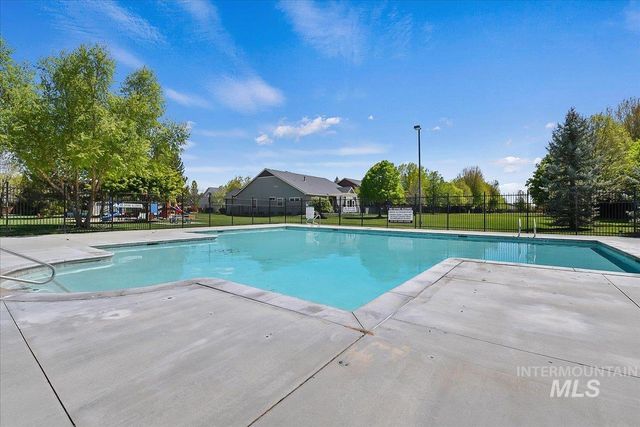 1173 W Hitchcock St, Meridian, ID 83646