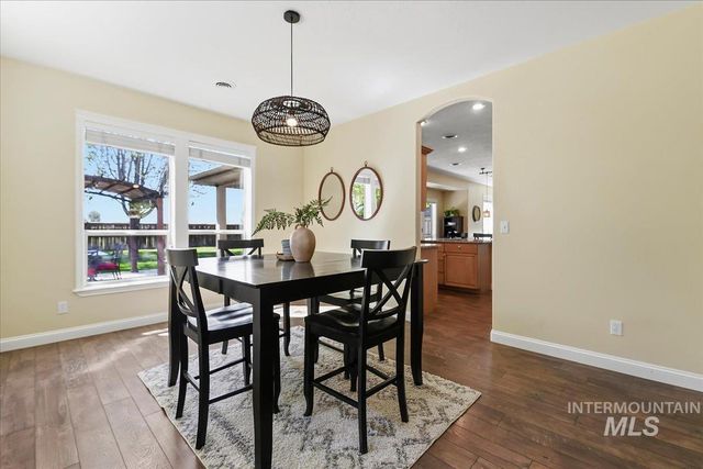 1173 W Hitchcock St, Meridian, ID 83646