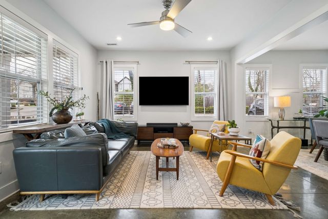 1125 Chester Ave Apt 11, Nashville, TN 37206