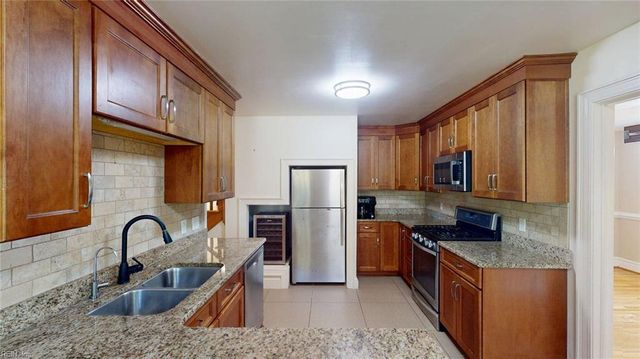 723 E Riverview DR, Suffolk, VA 23434