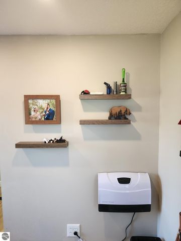 481 E Remus Road, Mt Pleasant, MI 48858