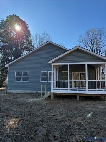 94 Dingley Rd, Montross, VA 22443