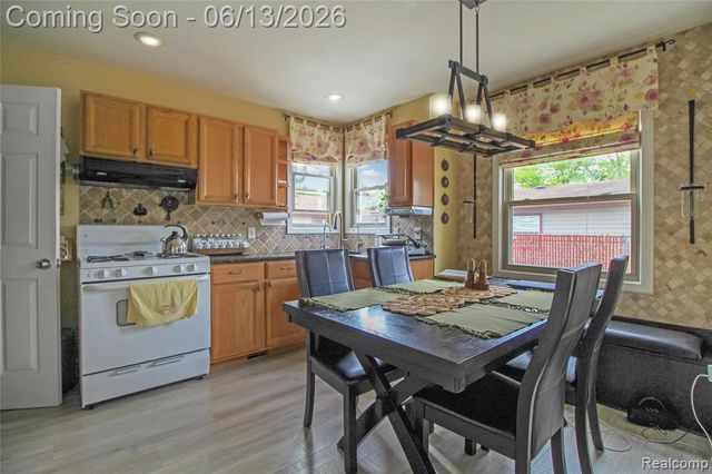 5953 Cooper Street, Taylor, MI 48180