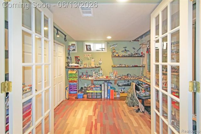 5953 Cooper Street, Taylor, MI 48180