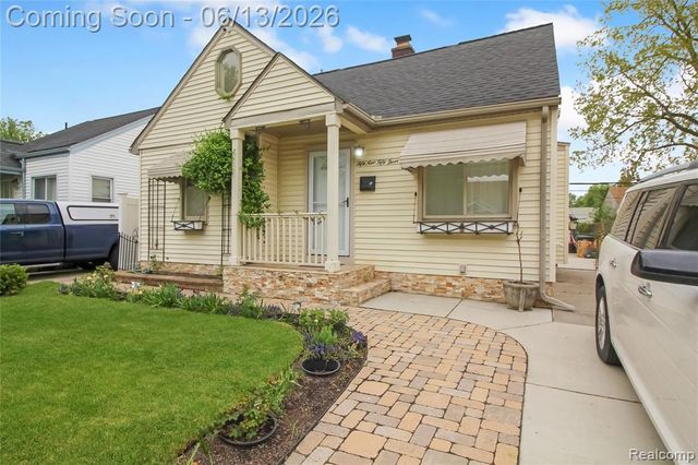 5953 Cooper Street, Taylor, MI 48180