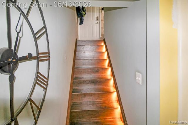 5953 Cooper Street, Taylor, MI 48180