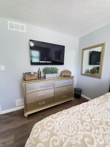 6703 Cincinnati Dayton Road, Liberty Twp, OH 45044