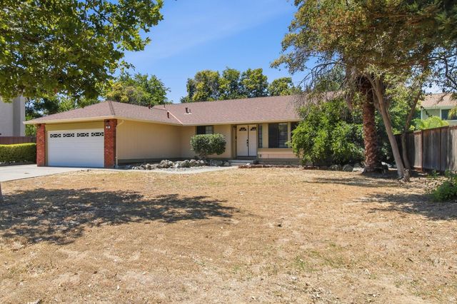 201 Hickory Ct, Brentwood, CA 94513