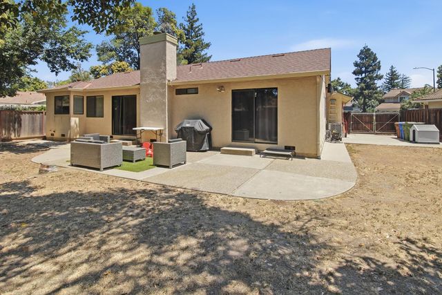 201 Hickory Ct, Brentwood, CA 94513