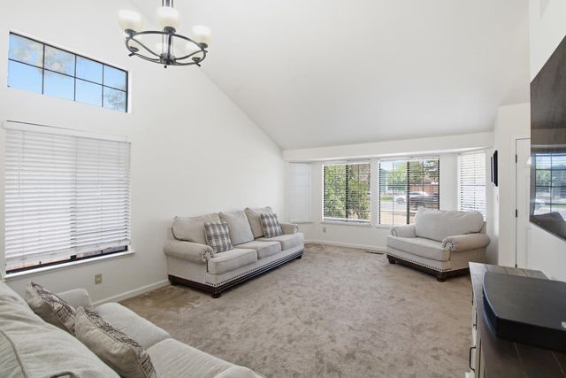 201 Hickory Ct, Brentwood, CA 94513