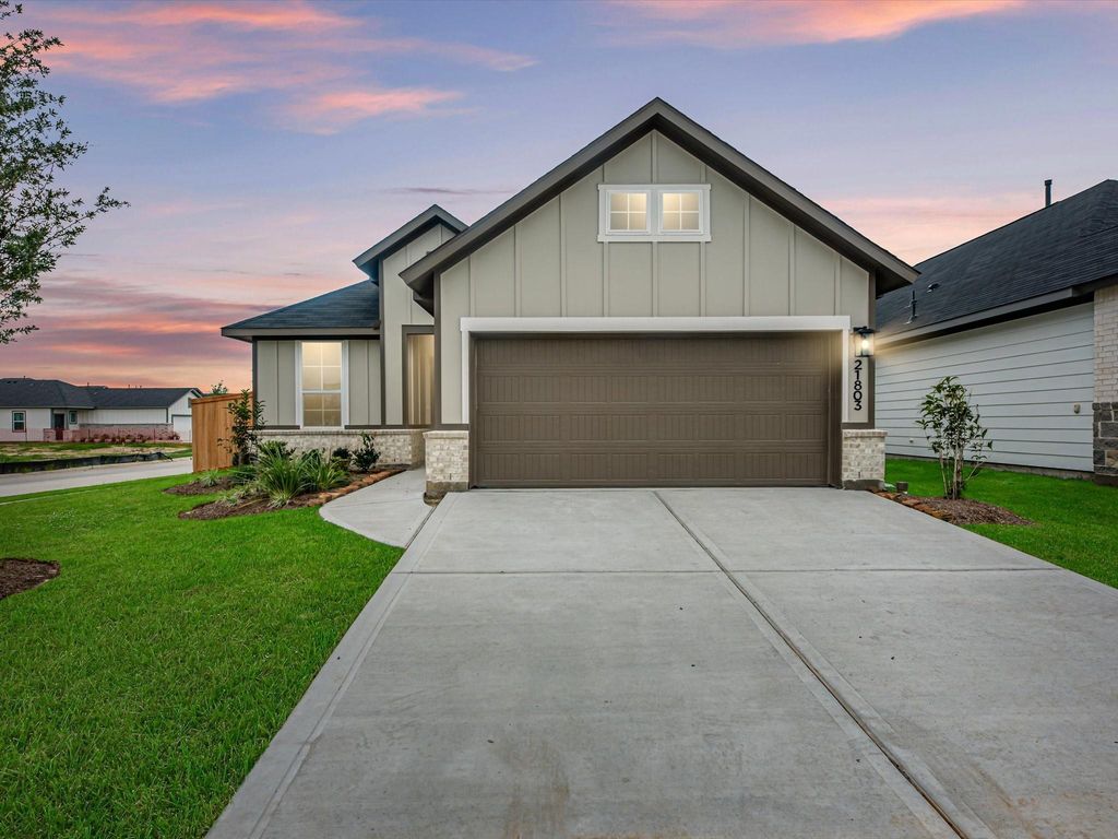 21803 Honey Scent Lane, Cypress, TX 77433