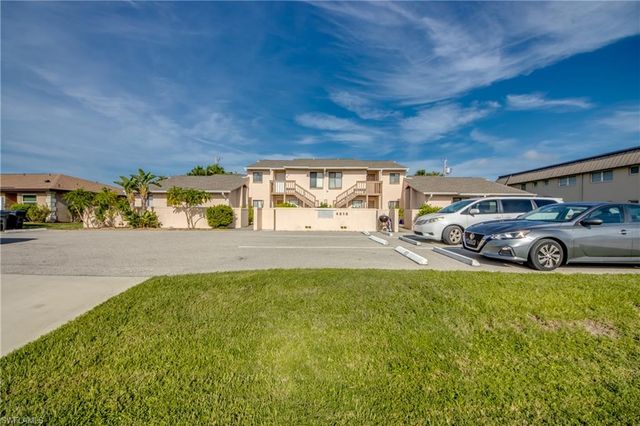 4616 SE 6th AVE # 202, Cape Coral, FL 33904