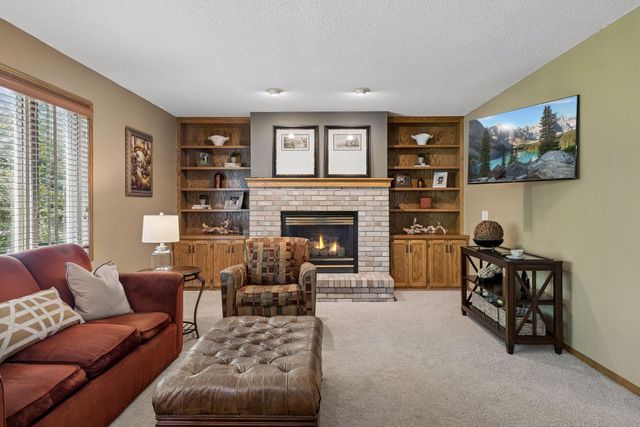 15722 Crystal Path, Rosemount, MN 55068