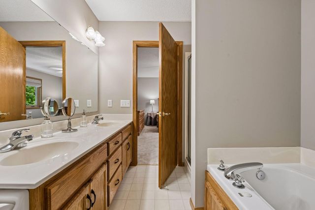 15722 Crystal Path, Rosemount, MN 55068