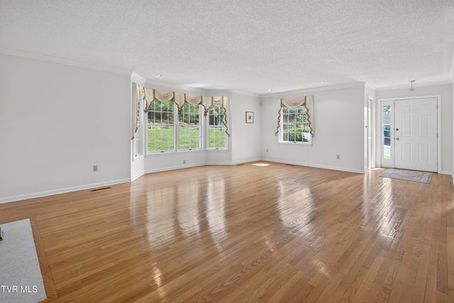 186 Keller Lane, Marion, VA 24354