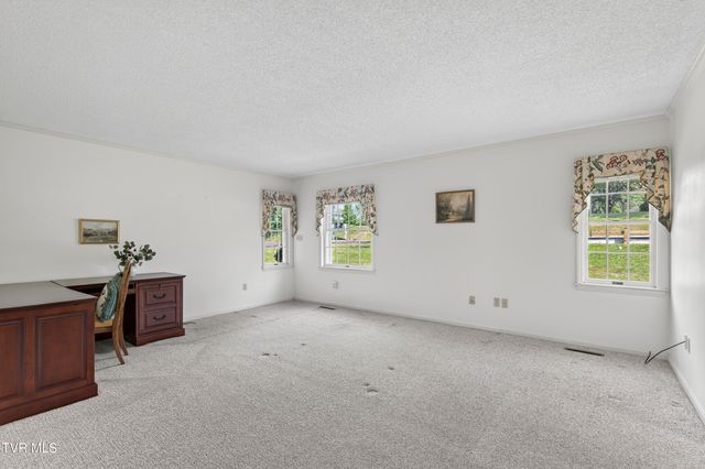186 Keller Lane, Marion, VA 24354