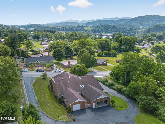 186 Keller Lane, Marion, VA 24354