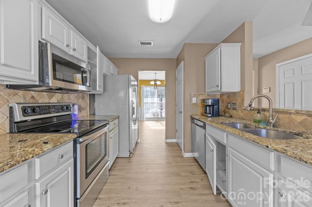 11926 Hawick Valley Lane, Charlotte, NC 28277