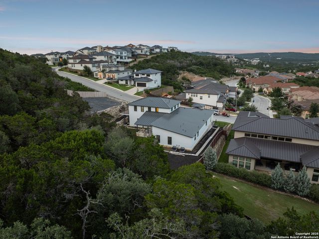 7310 Cresta Bulivar, San Antonio, TX 78256