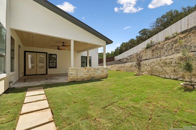7310 Cresta Bulivar, San Antonio, TX 78256