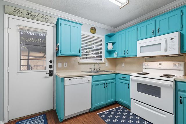 5616 Westchase Drive, North Richland Hills, TX 76180