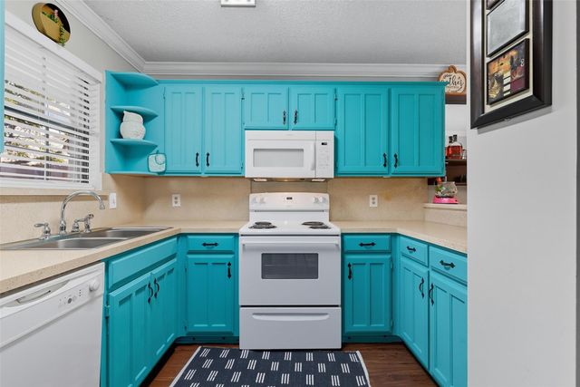 5616 Westchase Drive, North Richland Hills, TX 76180