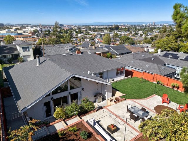 217 W 40th Avenue, San Mateo, CA 94403