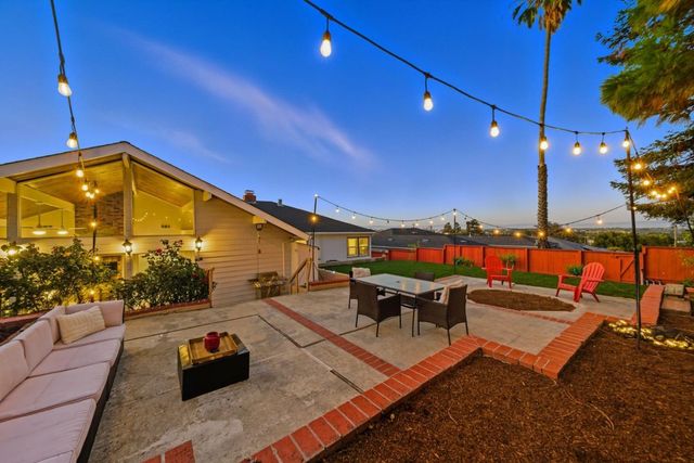 217 W 40th Avenue, San Mateo, CA 94403