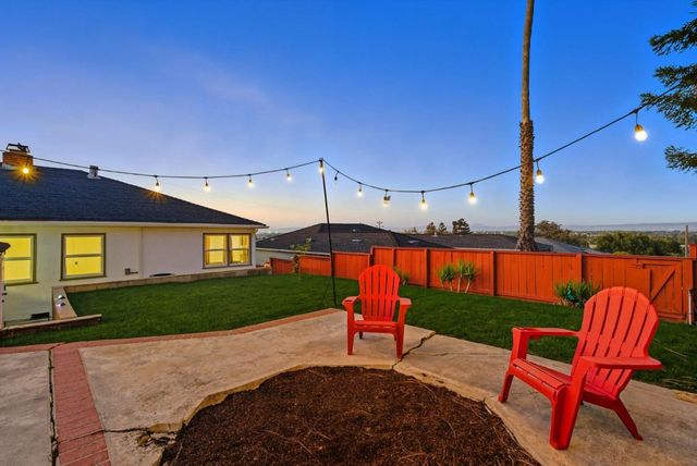 217 W 40th Avenue, San Mateo, CA 94403