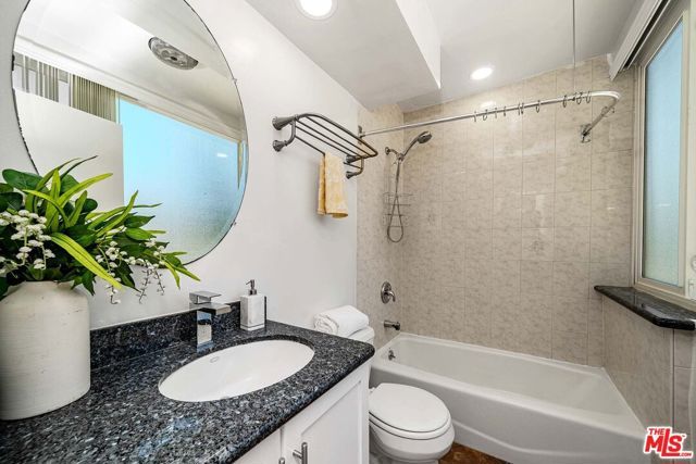 540 Kelton Avenue 105, Los Angeles, CA 90024