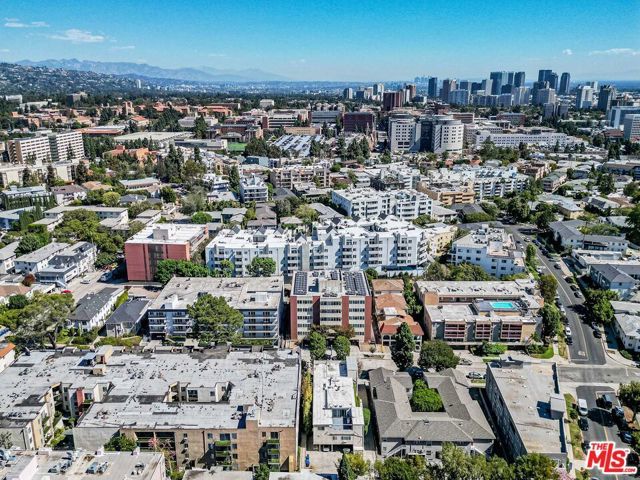 540 Kelton Avenue 105, Los Angeles, CA 90024