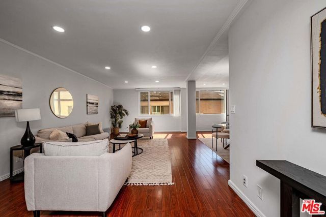 540 Kelton Avenue 105, Los Angeles, CA 90024