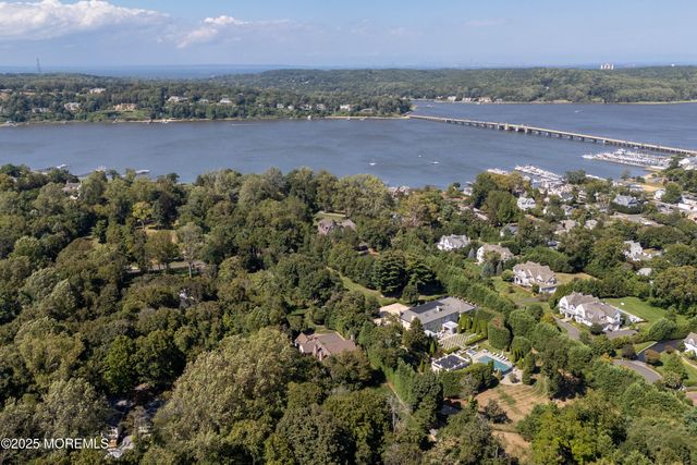69 W River Road, Rumson, NJ 07760