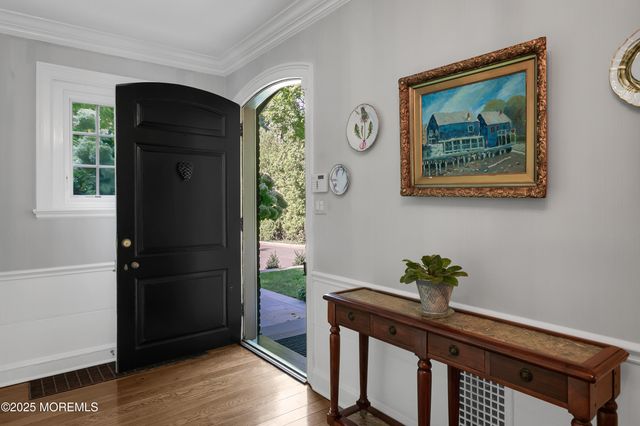 69 W River Road, Rumson, NJ 07760