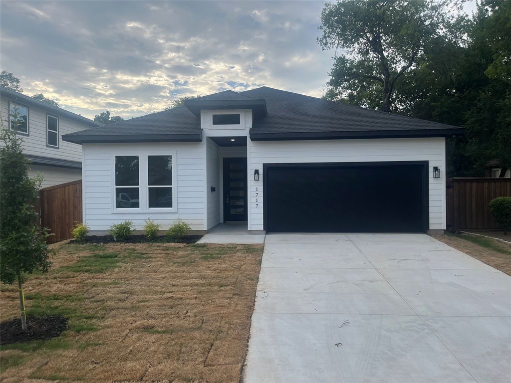 1717 Poplar Street, Dallas, TX 75215