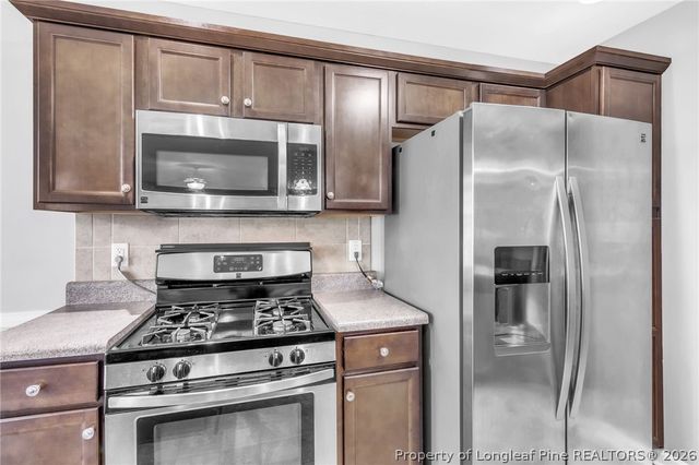 5334 Woodpecker Drive, Hope Mills, NC 28348