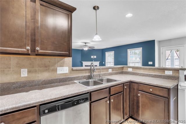 5334 Woodpecker Drive, Hope Mills, NC 28348