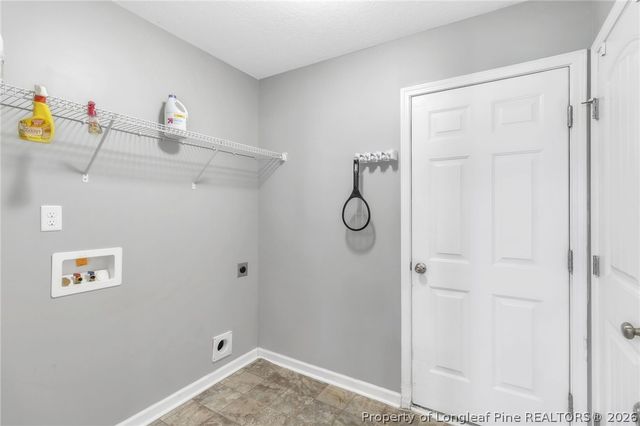 5334 Woodpecker Drive, Hope Mills, NC 28348