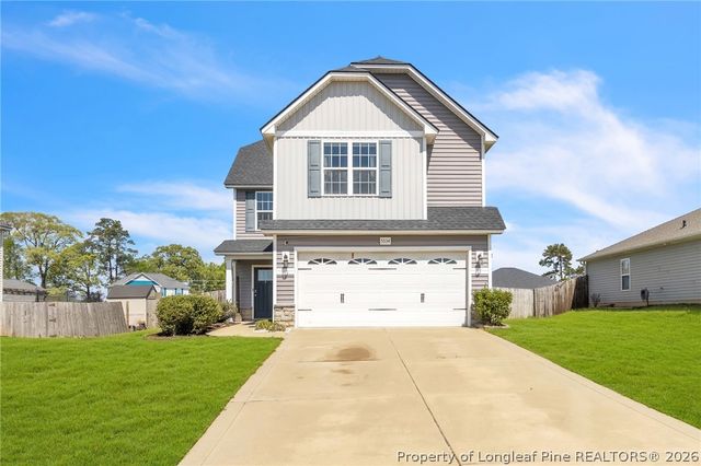 5334 Woodpecker Drive, Hope Mills, NC 28348