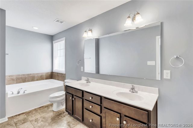 5334 Woodpecker Drive, Hope Mills, NC 28348