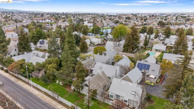 1694 Somerset Place, Antioch, CA 94509