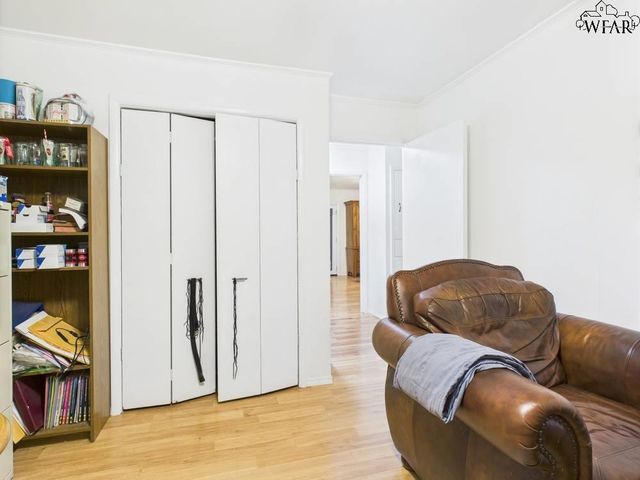 515 N WICHITA, Electra, TX 76360