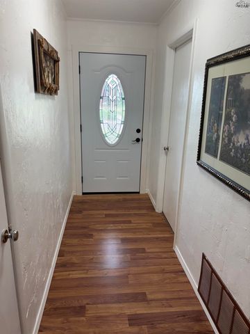 515 N WICHITA, Electra, TX 76360